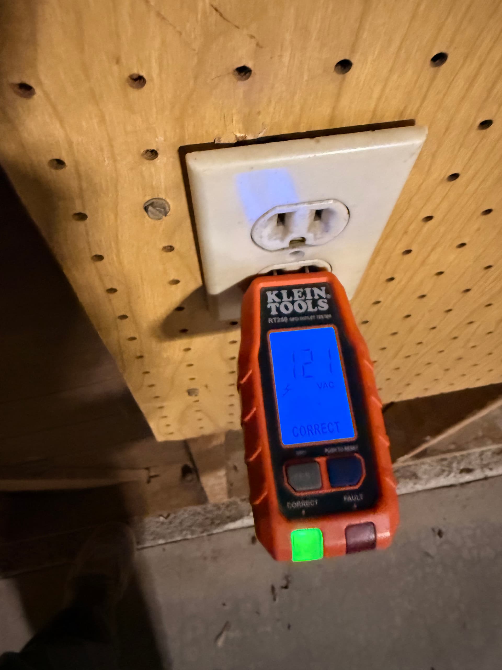 Gallery photos for Electrical Code Corrections After an Insurance Inspection: Image #2