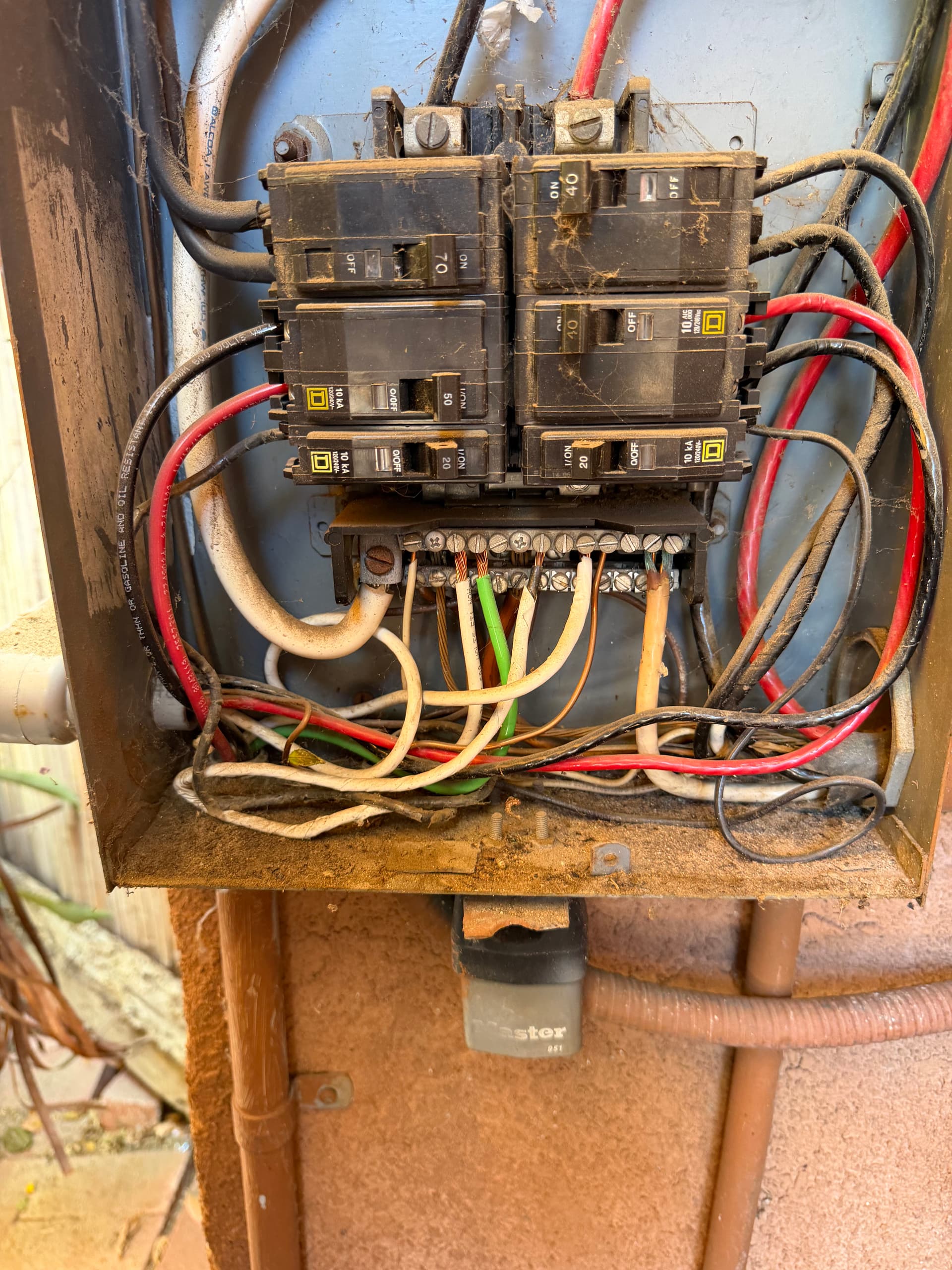 Gallery photos for What a Victorville Insurance Walk-Through Actually Turns Up: Image #6