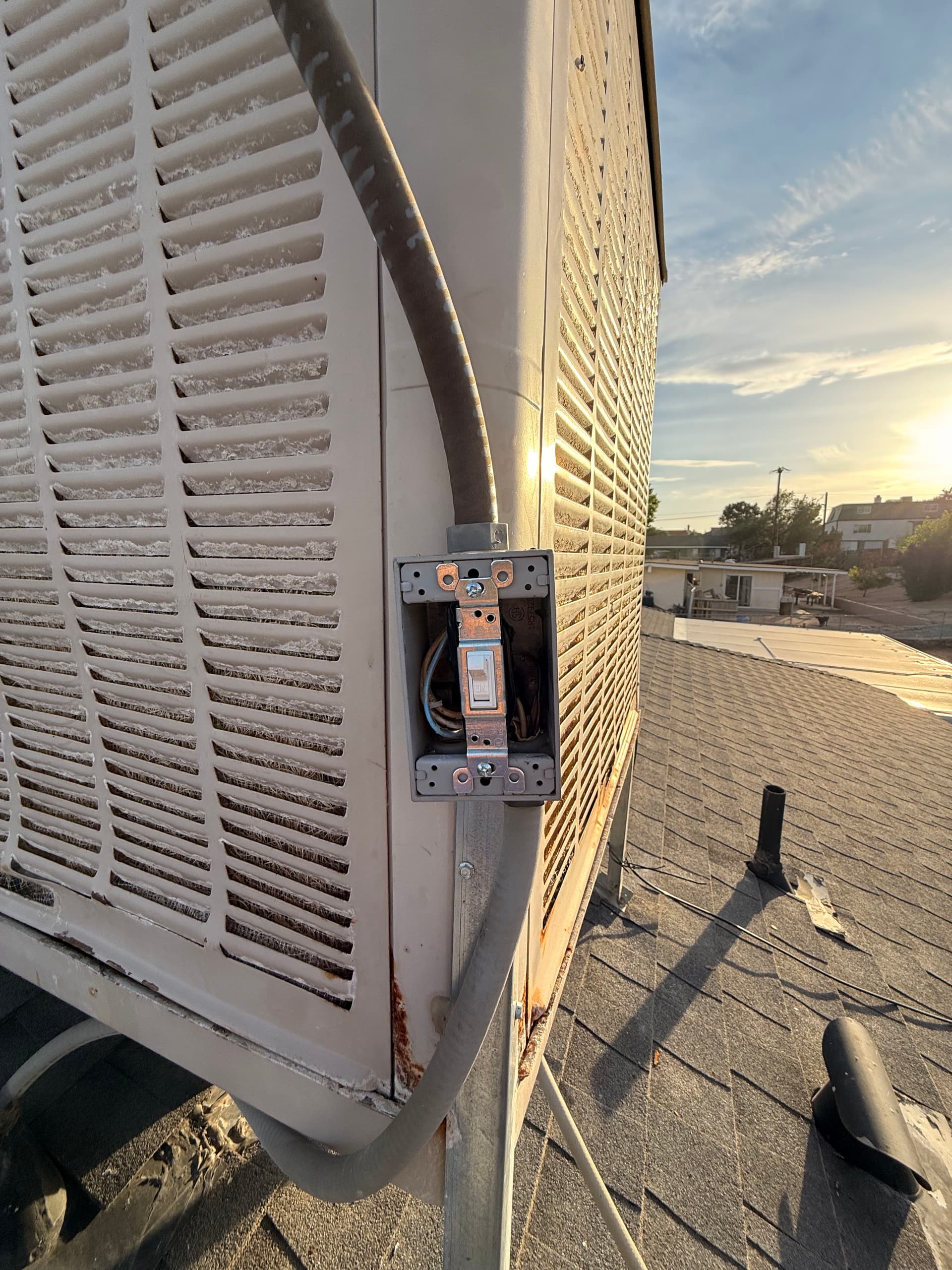 AC Disconnect Switch Replacement in Hesperia image