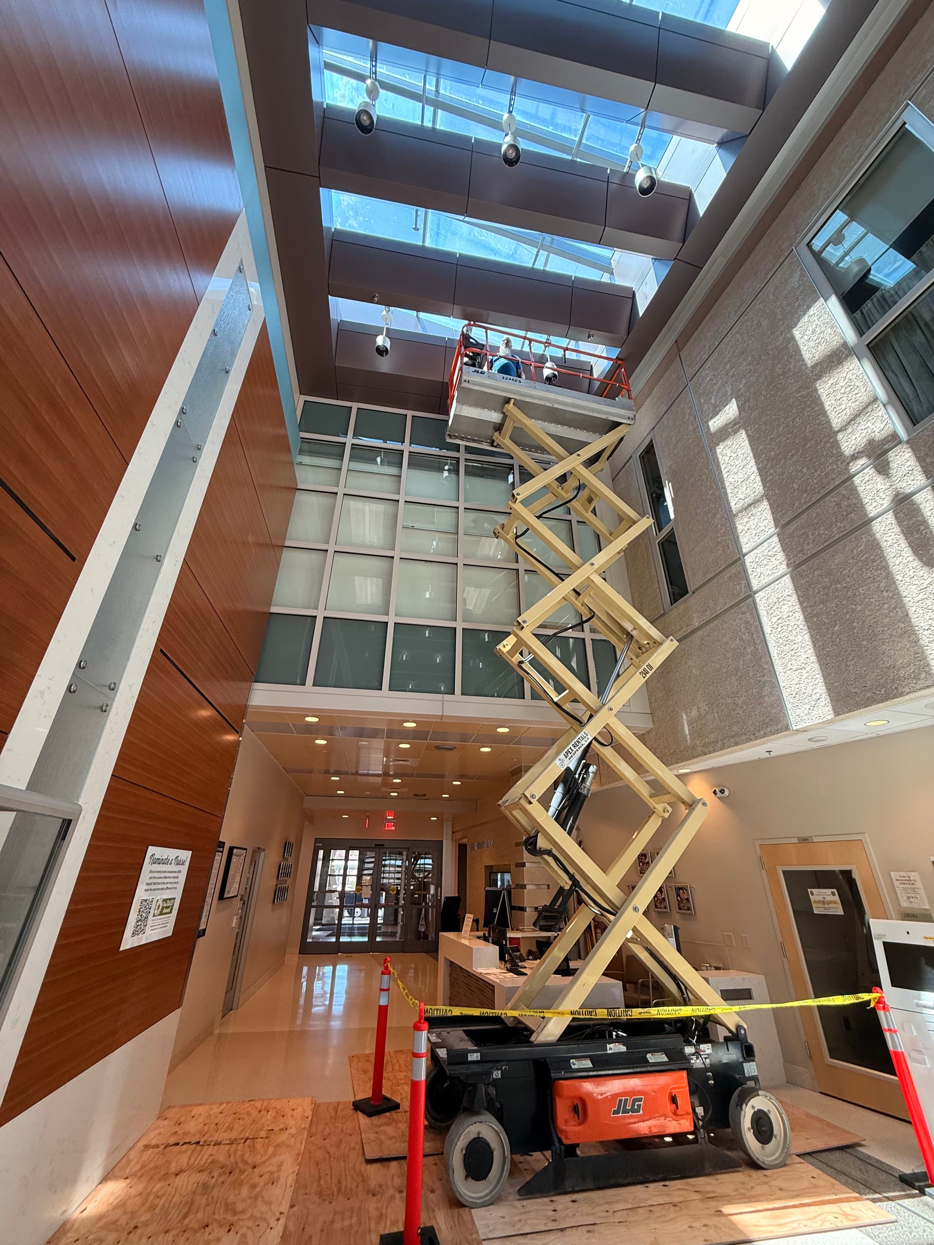 Gallery photos for LED Retrofit in a High-Ceiling Commercial Atrium: Image #2