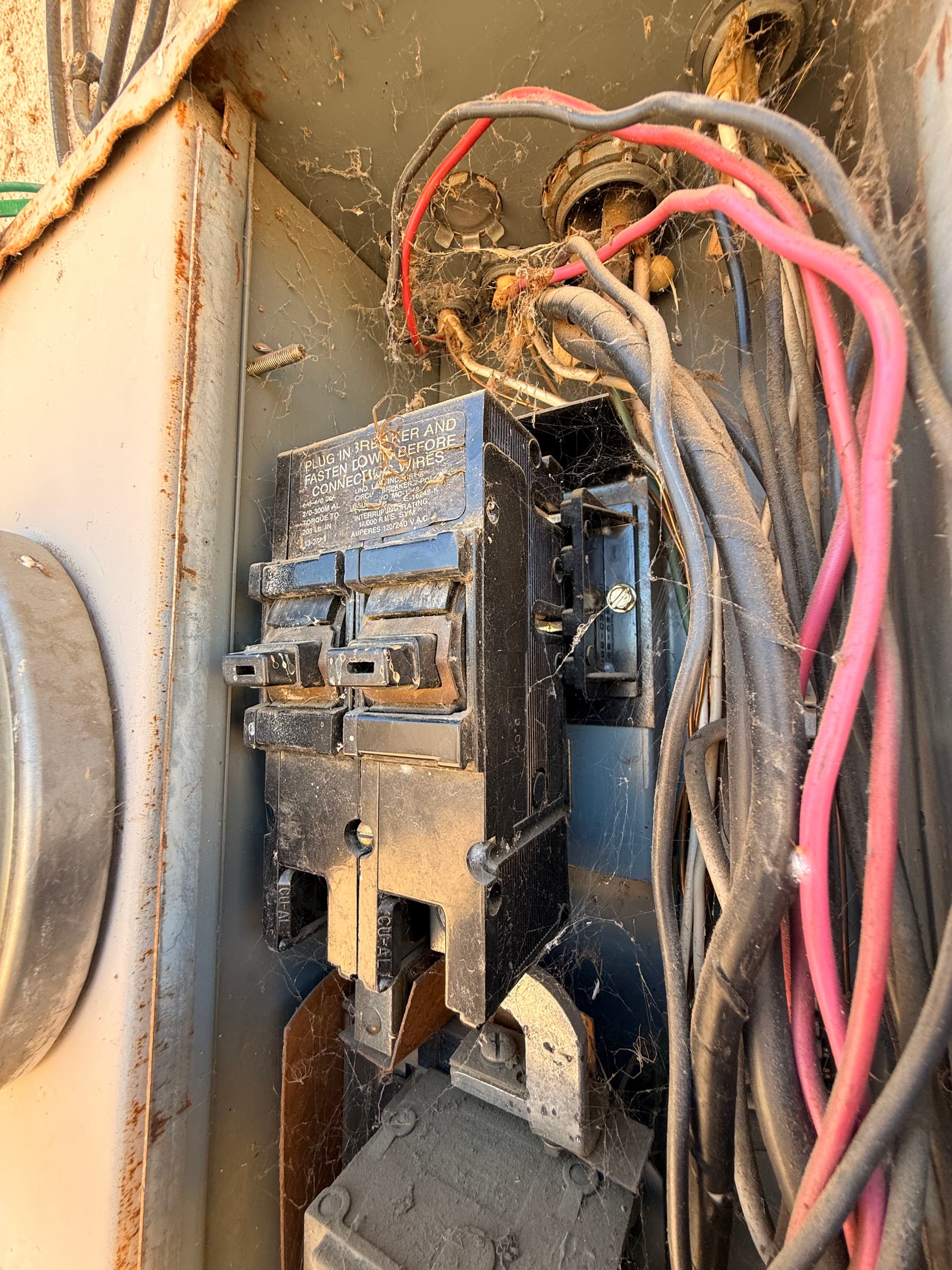 Gallery photos for Faulty 200A Main Breaker Replaced and Service Restored: Image #2