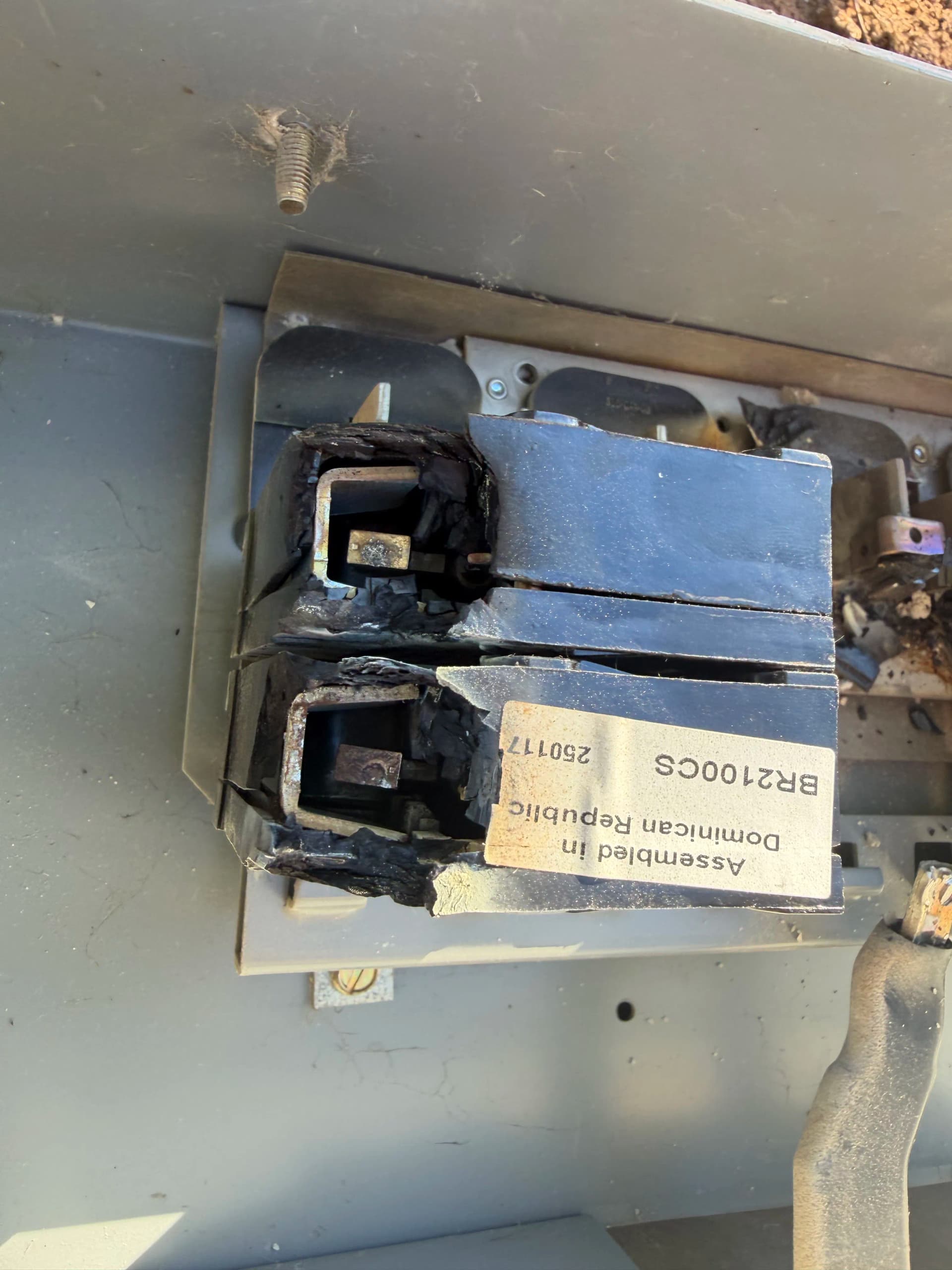 Melted Main Breaker Discovered During Emergency Call in Hesperia