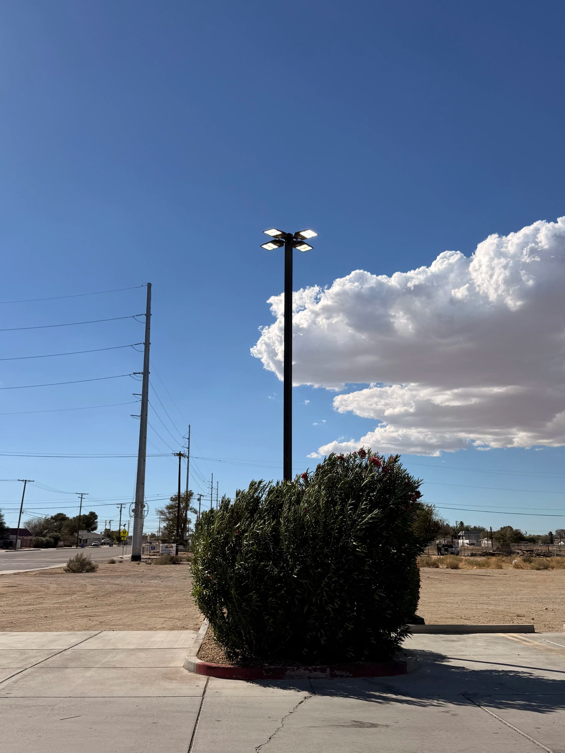 Gallery photos for Parking Lot LED Light Upgrade at June's Market in Adelanto: Image #6