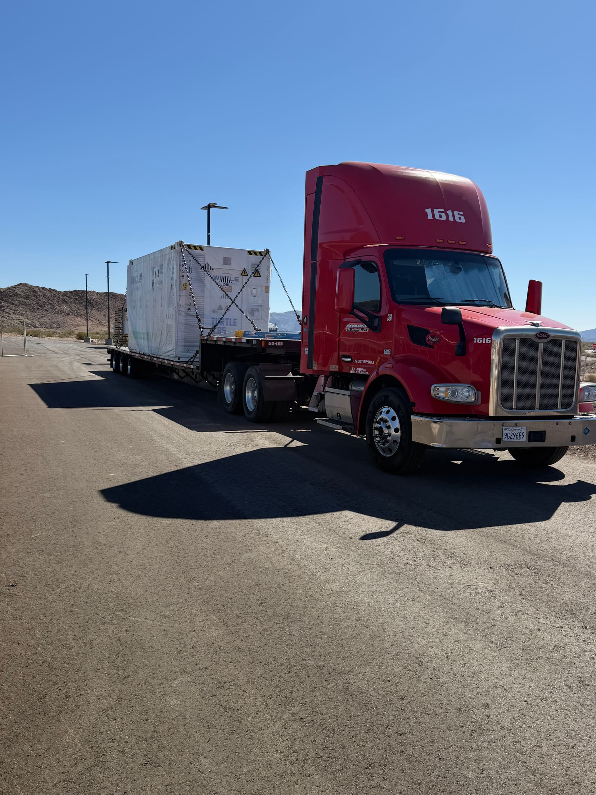 Gallery photos for 60,000 lb Battery Container Crane Pick in Baker CA: Image #1