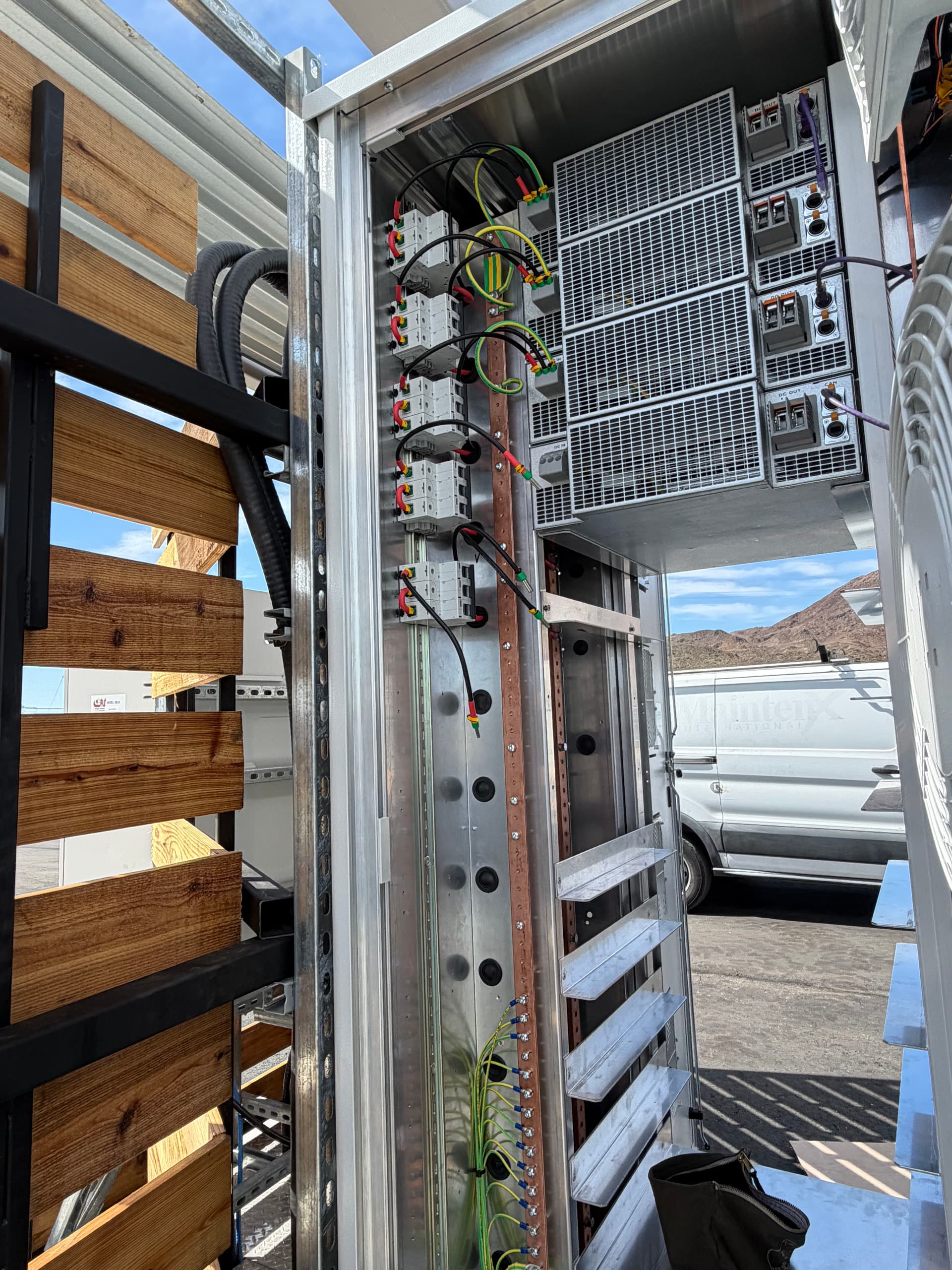 Gallery photos for Power Distribution System for EV Chargers: Image #4