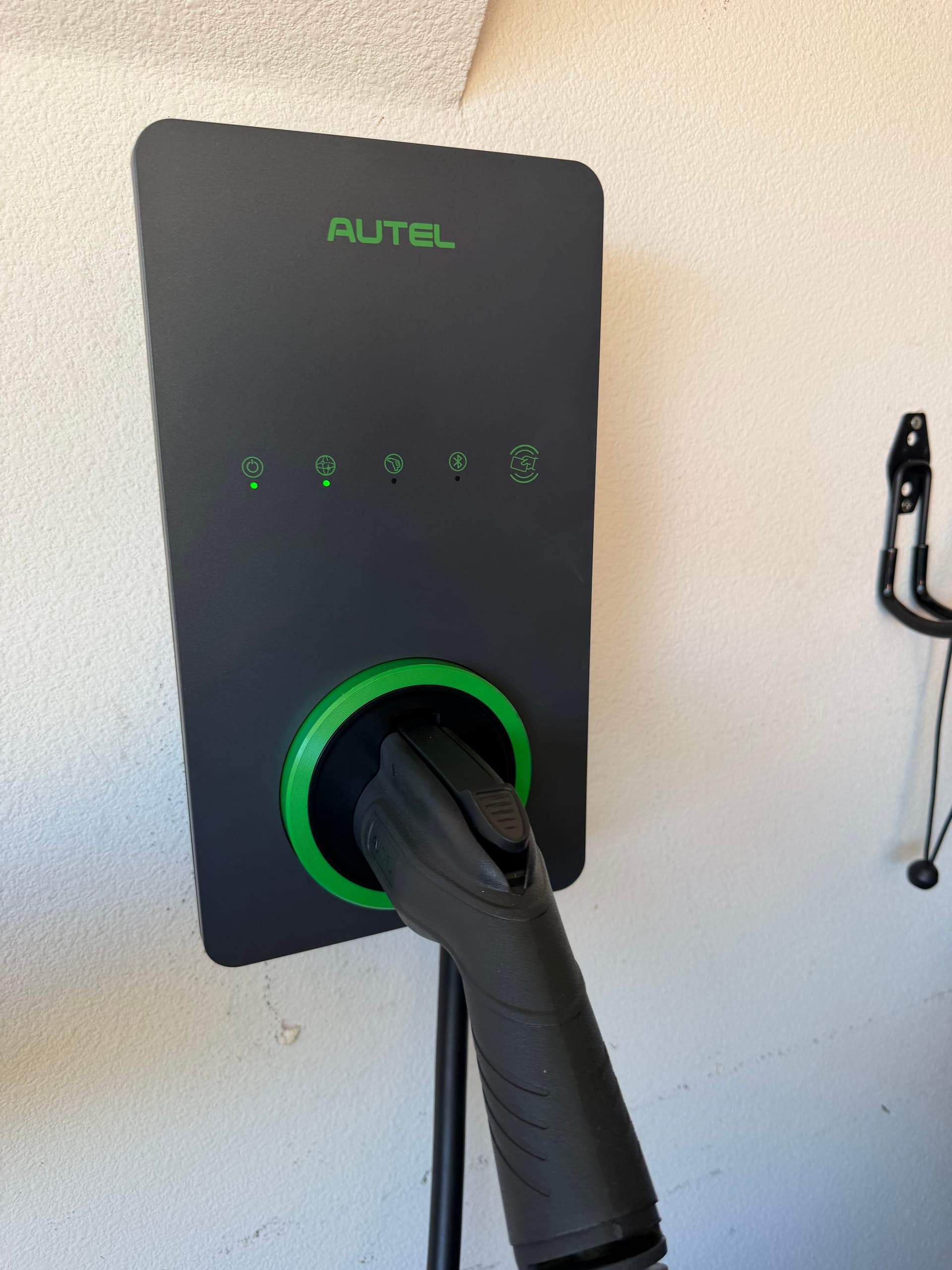 Gallery photos for 200A Panel Upgrade and EV Charger Install in Victorville: Image #3