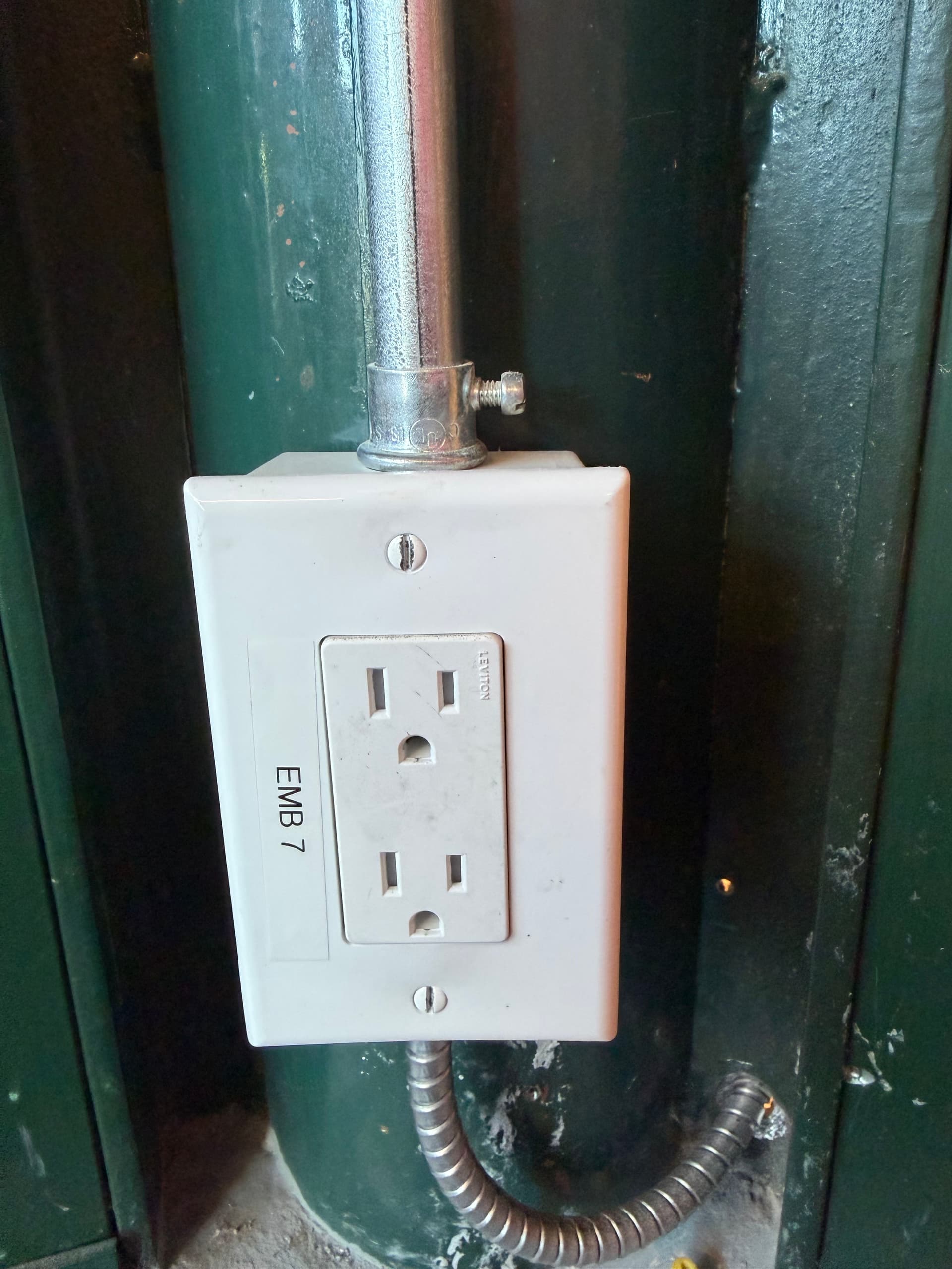 Gallery photos for Unsafe Sign Circuit Wiring Fixed Right at a Commissary: Image #7