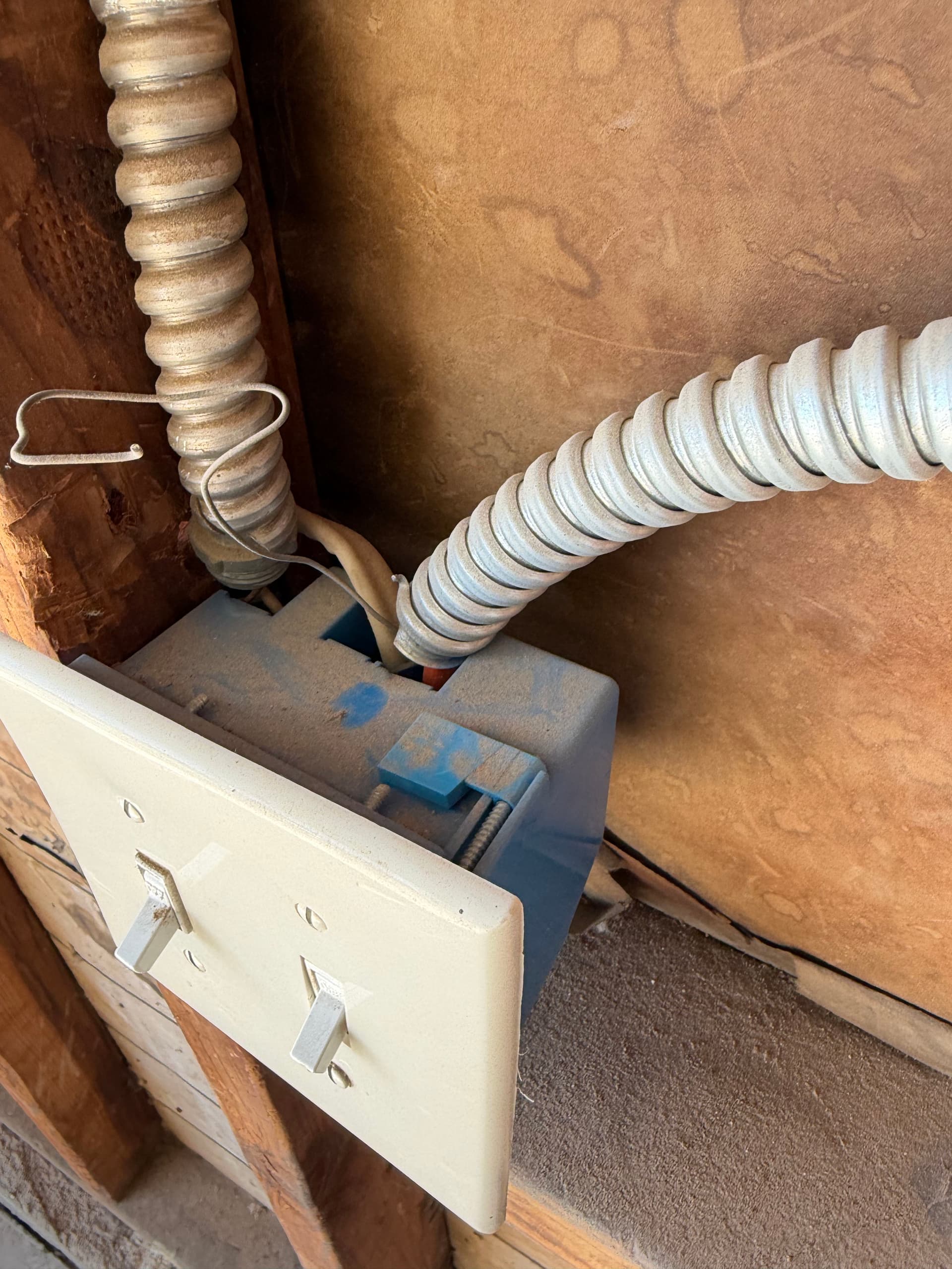 Gallery photos for Garage Electrical Corrections After a Home Inspection: Image #8