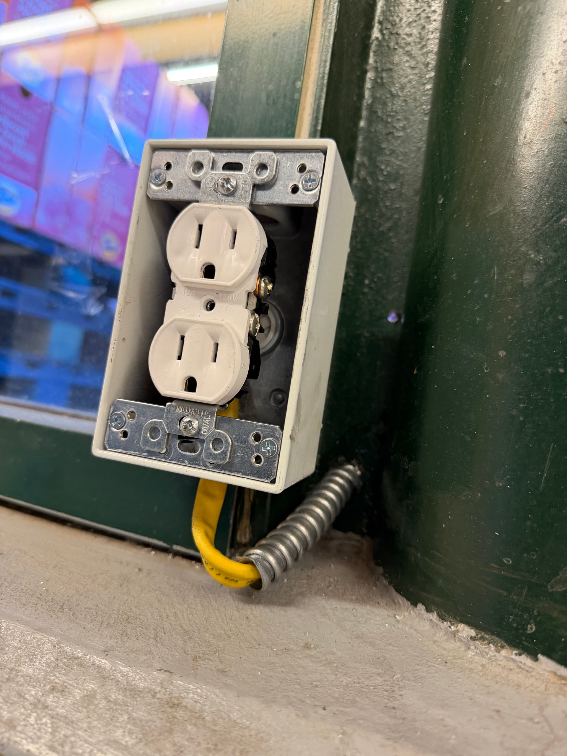 Gallery photos for Unsafe Sign Circuit Wiring Fixed Right at a Commissary: Image #2