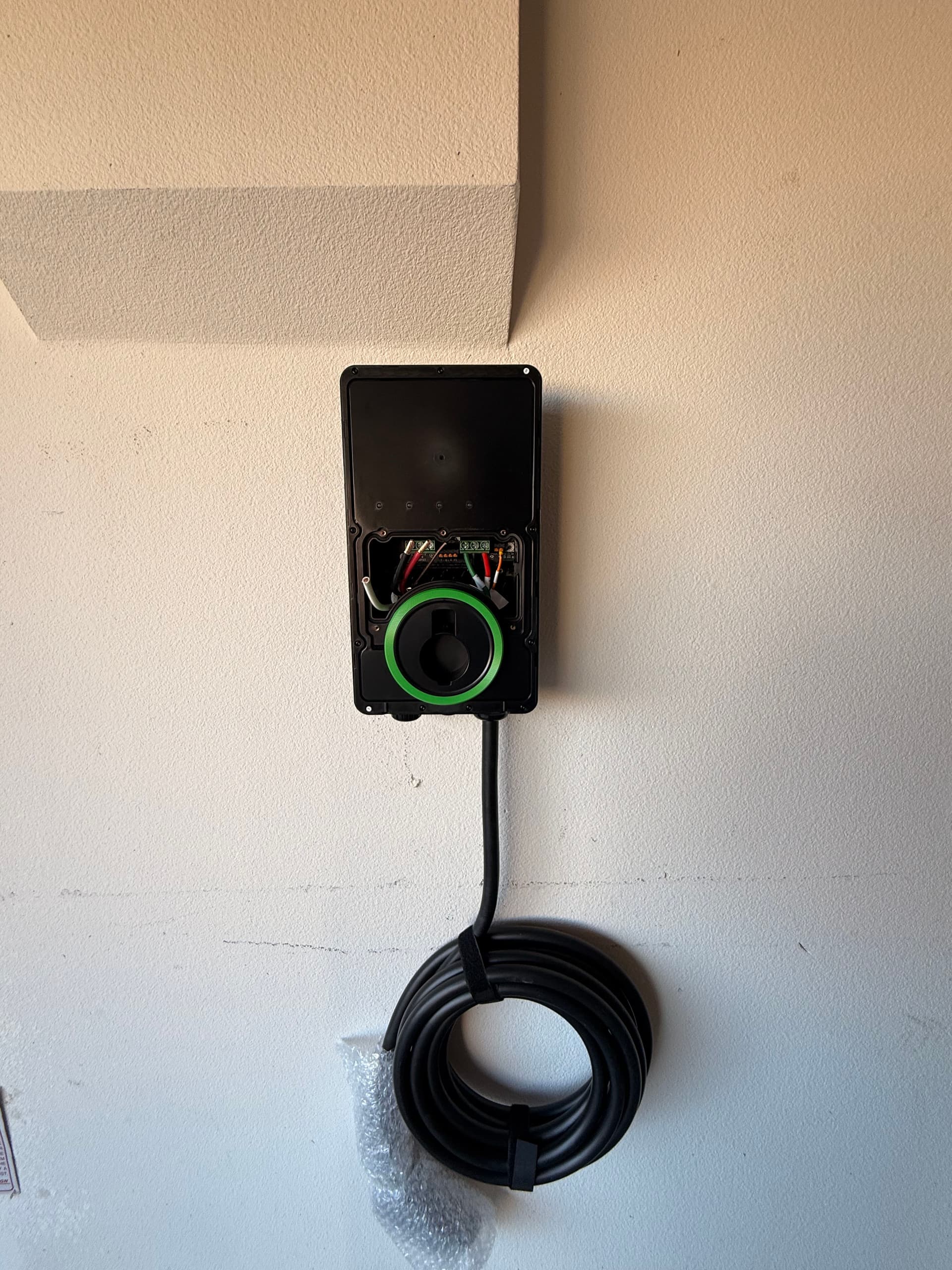 Gallery photos for Efficient EV Charger Installation in Victorville: Image #2